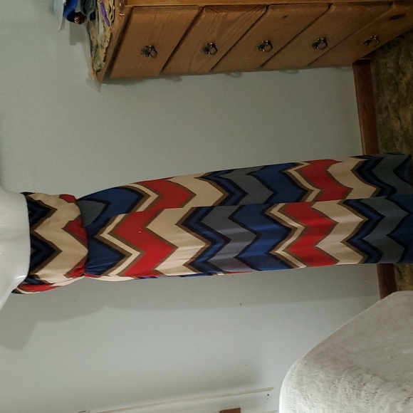 RUE21 Strapless X-Long Maxi Dress-Geometric Design-Lined Bodice-Slip-on-EUC-Sz M - Picture 3 of 10